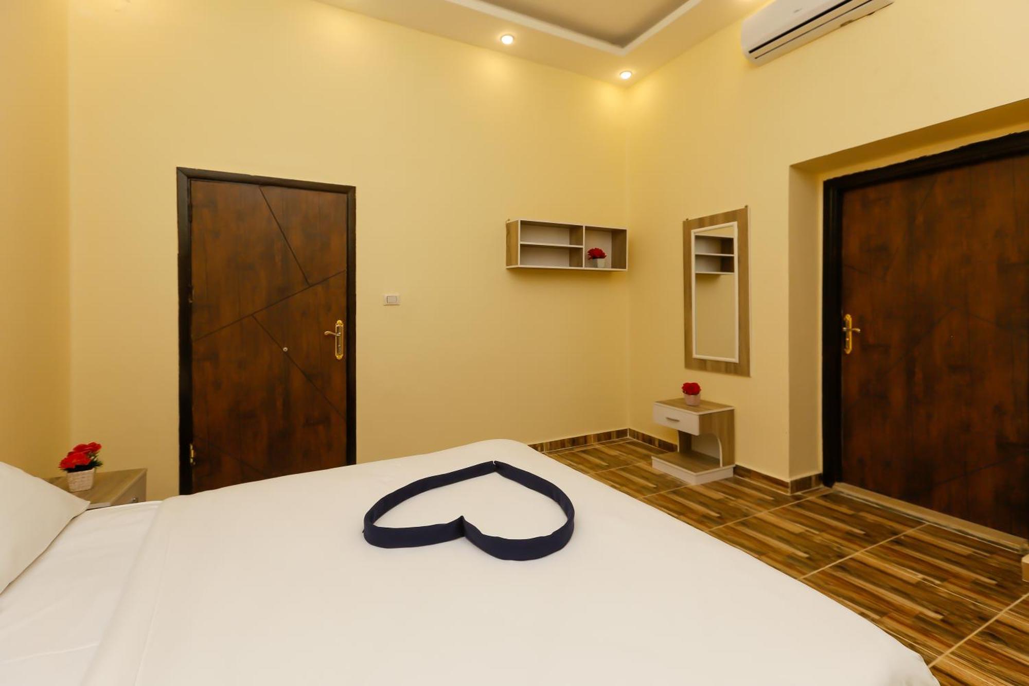 Turquoise Pyramids Gate Hotel City Centre Kafret el-Gabal Buitenkant foto